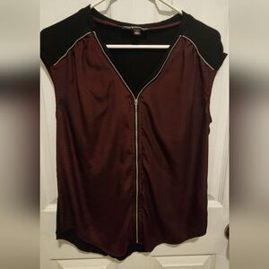 Burgundy Sleeveless Zip-Up Top